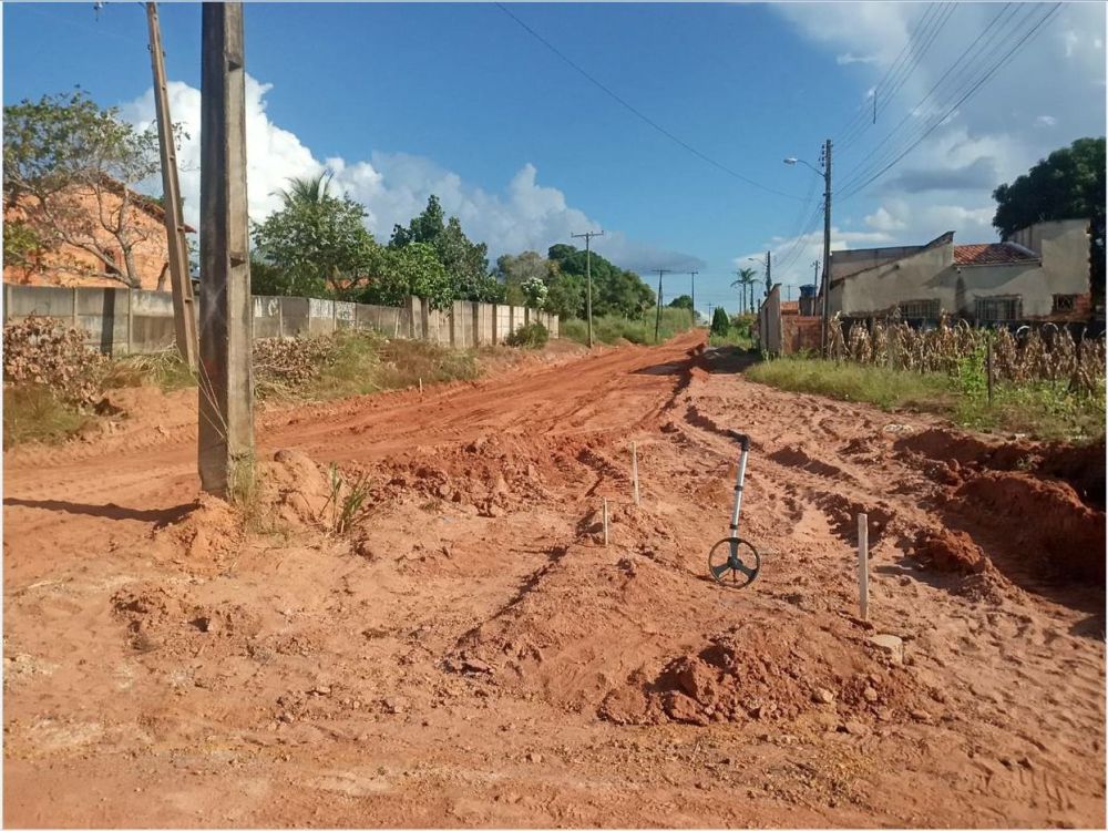 Imagem do local datada de 2011, que mostra o poste fora da via &ndash; Foto: Divulga&ccedil;&atilde;o / Energisa