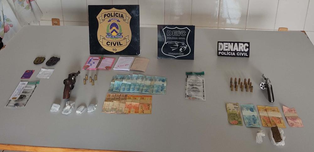 Foram apreendidos drogas, dinheiro, arma de fogo, ve&iacute;culos e outros &mdash; Foto: Reprodu&ccedil;&atilde;o/Pol&iacute;cia Civil do Tocantins