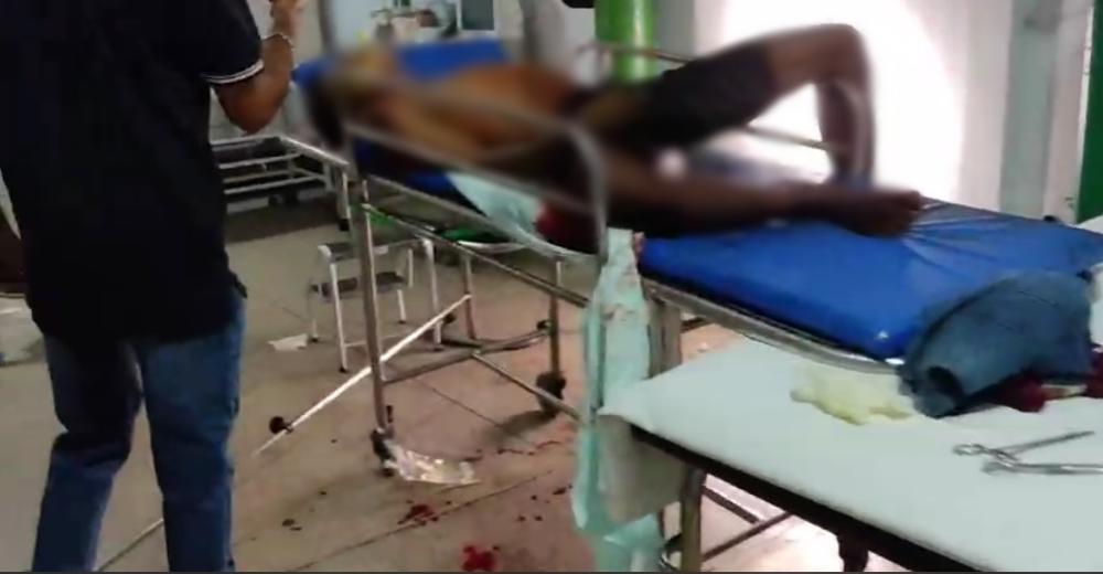 A v&iacute;tima identificada como Cleonardo Am&eacute;rico da Silva, vulgo &ldquo;Pebinha&rdquo; estava recebendo atendimento m&eacute;dico quando foi brutalmente assassinado &ndash; Foto: Reprodu&ccedil;&atilde;o / Ag&ecirc;ncia Tocantins