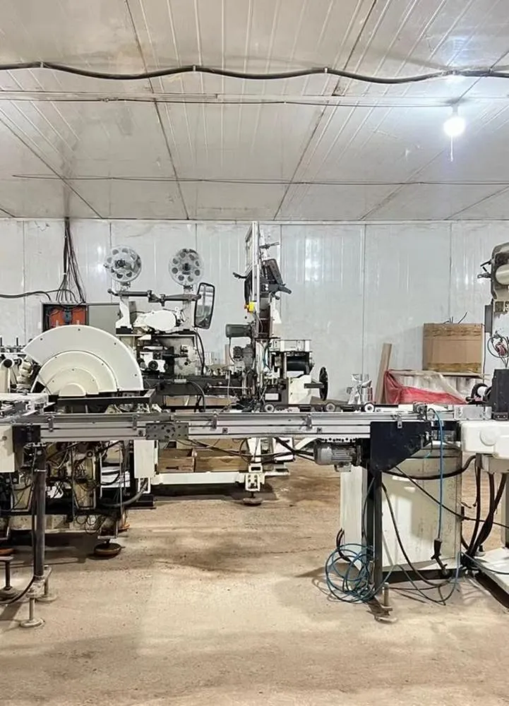 Maquin&aacute;rio encontrado em galp&atilde;o &mdash; Foto: Divulga&ccedil;&atilde;o / PMTO