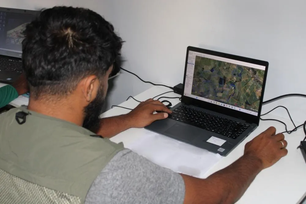 Atendimentos para consultas de processos de regulariza&ccedil;&atilde;o fundi&aacute;ria est&atilde;o sendo realizados na sede da prefeitura &ndash; Foto: Uendel Souza/Governo do Tocantins