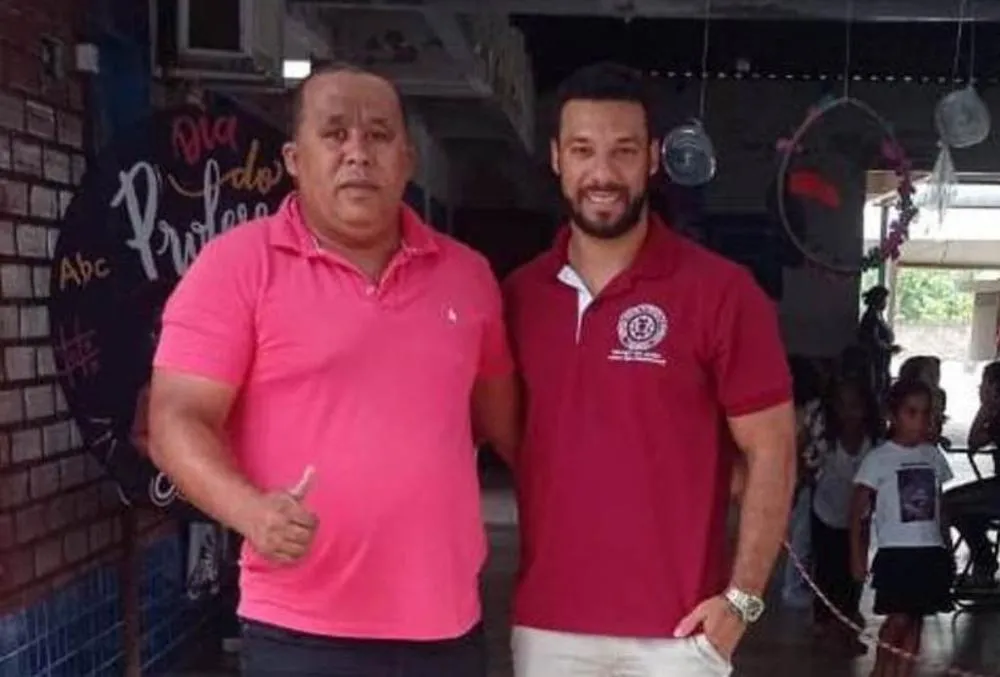 Presidente da C&acirc;mara Municipal de Combinado, vereador Eli Pereira de Morais ao lado do Secretario de Educa&ccedil;&atilde;o William Borges &ndash; Foto: Divulga&ccedil;&atilde;o / Assessoria