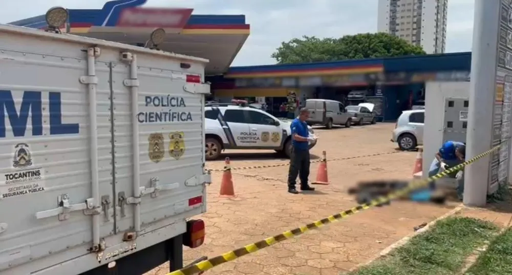 Jovem de 20 anos &eacute; morto a tiros em posto de combust&iacute;vel em Palmas &mdash; Foto: Allessandro Ferreira / Ag&ecirc;ncia Tocantins