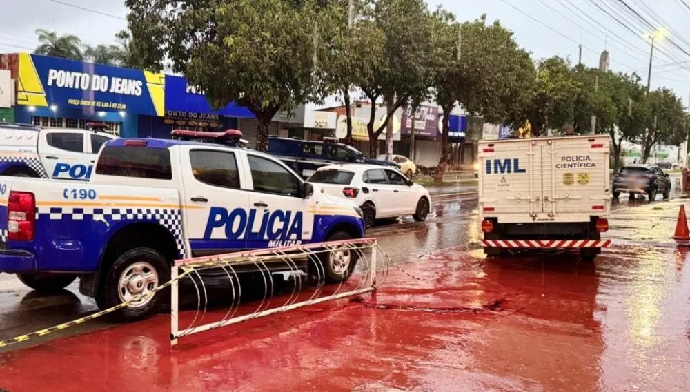 O assassinato gerou forte como&ccedil;&atilde;o entre comerciantes e moradores da Avenida Tocantins. - Foto: Allessandro Ferreira / Ag&ecirc;ncia Tocantins