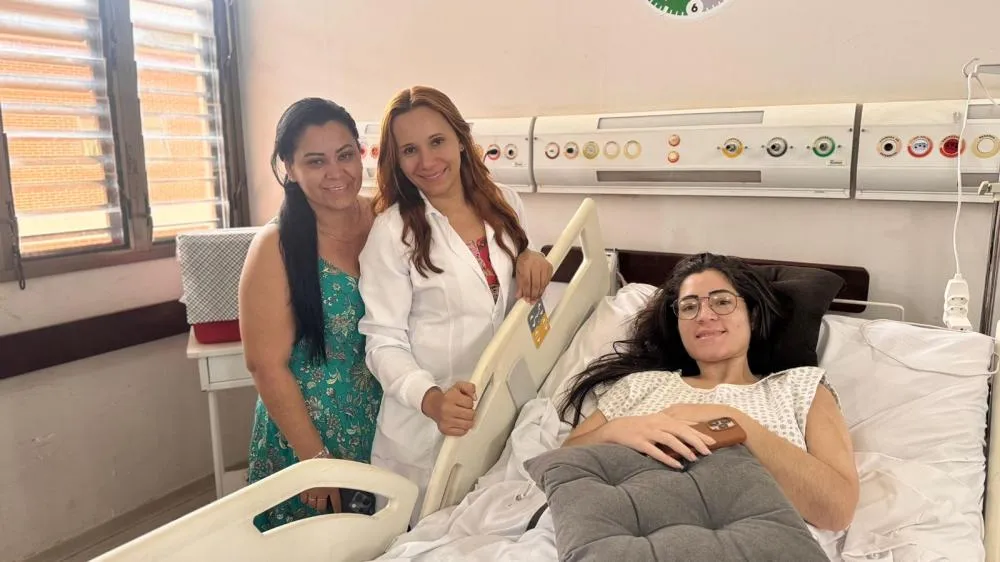 Profissionais de Sa&uacute;de do HGP que est&atilde;o acompanhando a jovem &ndash; Foto: Allessandro Ferreira / Ag&ecirc;ncia Tocantins