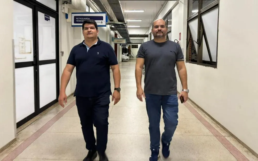 Secret&aacute;rio Carlos Felinto acompanha a normaliza&ccedil;&atilde;o do sistema el&eacute;trico do HGP &ndash; Foto: Jordana Capistrano