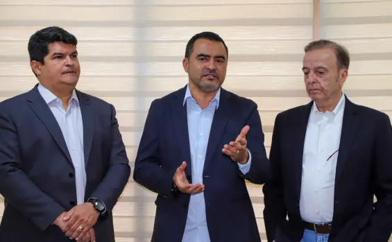  Governador Wanderlei Barbosa destaca ato como uma das a&ccedil;&otilde;es mais importantes da sa&uacute;de no estado, ampliando o acesso ao tratamento oncol&oacute;gico e levando mais estrutura e esperan&ccedil;a &agrave; popula&ccedil;&atilde;o - Foto: Aldemar Ribeiro/Governo do Tocantins