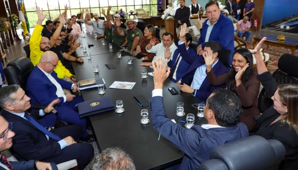 Governador Wanderlei Barbosa ressaltou que a proposta de R$ 1.200 para as indeniza&ccedil;&otilde;es, aceita pelas categorias, foi estruturada dentro da legalidade para assegurar o pagamento com seguran&ccedil;a aos servidores - Foto: Ademir dos Anjos/Governo do Tocantins