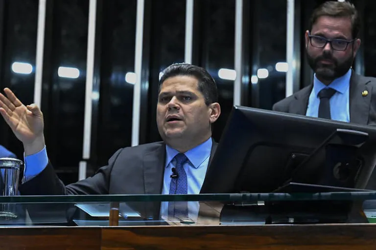 Alcolumbre envia recado para Lula ap&oacute;s rejei&ccedil;&atilde;o de Messias no Senado - Foto: Divulga&ccedil;&atilde;o 