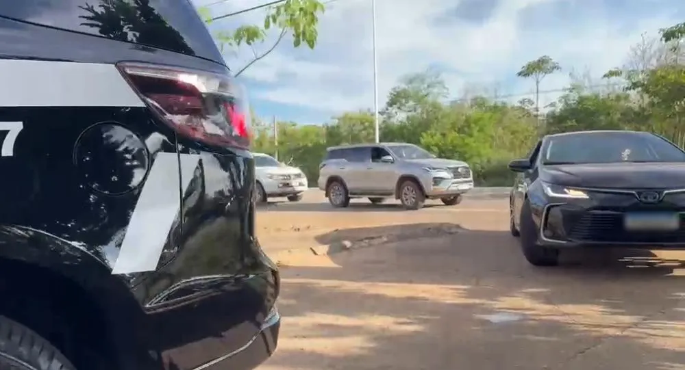 Durante o cumprimento dos mandados, foram apreendidos tr&ecirc;s ve&iacute;culos &ndash; Foto: Allessandro Ferreira / Ag&ecirc;ncia Tocantins
