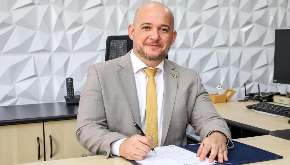 Secret&aacute;rio de Estado da Administra&ccedil;&atilde;o, Paulo C&eacute;sar Benfica Filho, ressalta que certame representa mais um avan&ccedil;o importante, garantindo o provimento de um cargo estrat&eacute;gico para a administra&ccedil;&atilde;o p&uacute;blica estadual - Foto: Ang&eacute;lica Lima/Governo do Tocantins