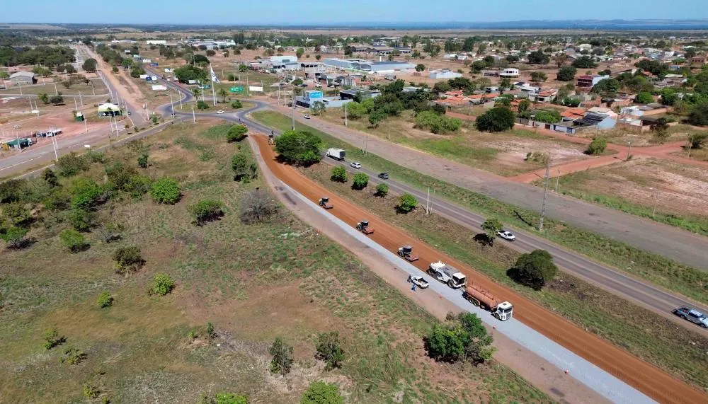 Com investimento de R$ 9,3 milh&otilde;es, obra contempla aproximadamente 4 quil&ocirc;metros entre o Gin&aacute;sio Ayrton Senna ao Entroncamento da BR - 010 - Foto: Ageto/Governo do Tocantins