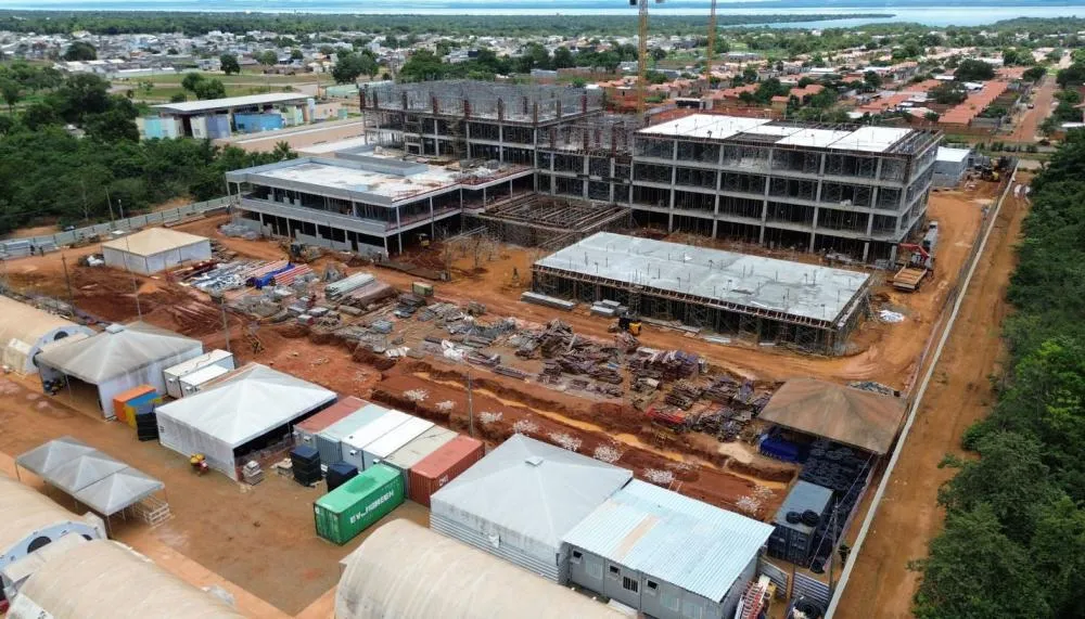 Com investimento de R$ 95,9 milh&otilde;es, sendo R$ 60 milh&otilde;es do Novo PAC e R$ 35,9 milh&otilde;es do Governo do Tocantins, o Hospital da Mulher e Maternidade de Araguatins ter&aacute; cerca de 150 leitos e fortalecer&aacute; a assist&ecirc;ncia especializada &agrave; sa&uacute;de da mulher e da crian&ccedil;a no Bico do Papagaio. - Foto: Esequias Ara&uacute;jo/Governo do Tocantins