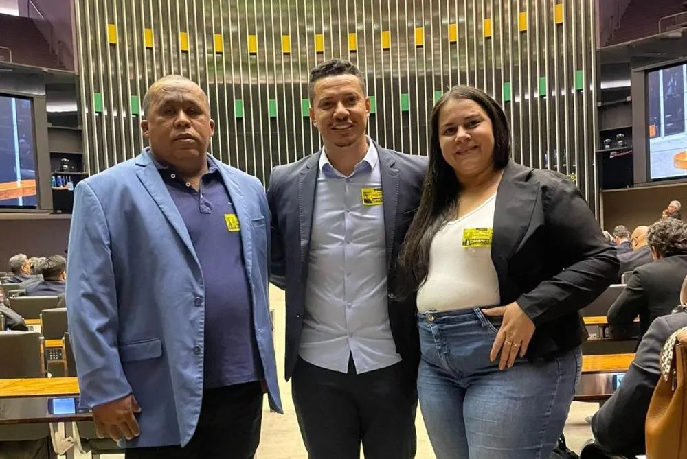 Prefeito Dione do Pastel, presidente da Câmara, vereador Eli Pereira de Morais e vereadora Silvana Belo – Foto: Divulgação / Assessoria