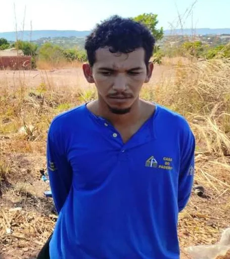 Um criminoso considerado de alta periculosidade conseguiu fugir de uma viatura da Polícia Civil. - Foto: Allessandro Ferreira / Agência Tocantins
