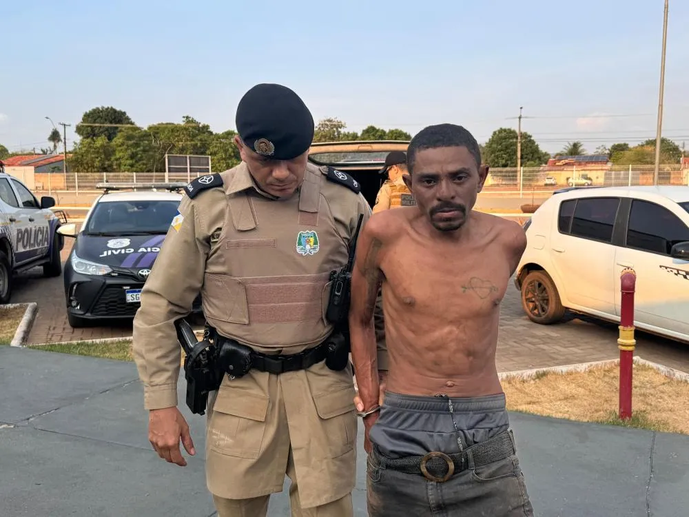 Após ser preso pelos militares, Francisco das Chagas Ferreira de Miranda foi apresentado à autoridade policial na Casa da Mulher Brasileira – Foto: Allessandro Ferreira / Agência Tocantins