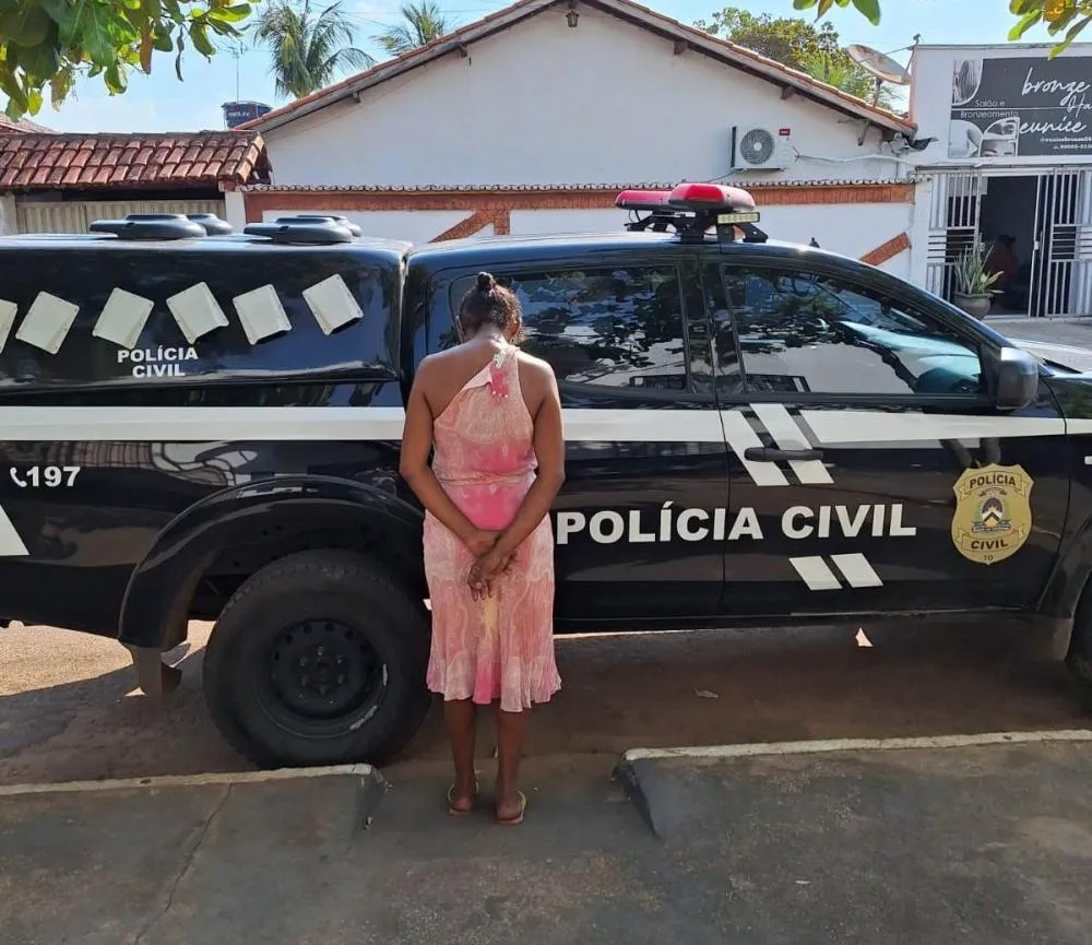 Mulher condenada a mais de 22 anos de prisão é presa pela Polícia CIvil em Alvorada - Foto: Divulgação / SSPTO 