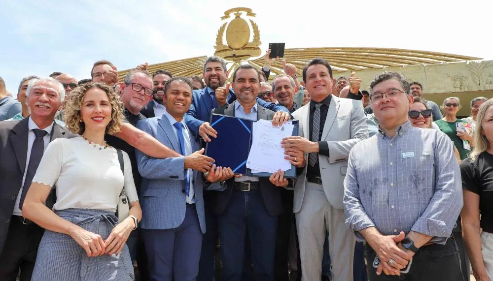 Governador Wanderlei Barbosa encaminha à Assembleia PEC do Teto Único e reestruturação do Plano de Cargos, Carreiras e Salários da Polícia Civil - Foto: Aldemar Ribeiro/Governo do Tocantins
