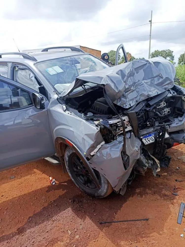 Homem de 46 anos chegou a ser socorrido e encaminhado ao hospital municipal, mas não resistiu aos ferimentos após colisão na saída para a Trans-Colinas. - Foto: Divulgação