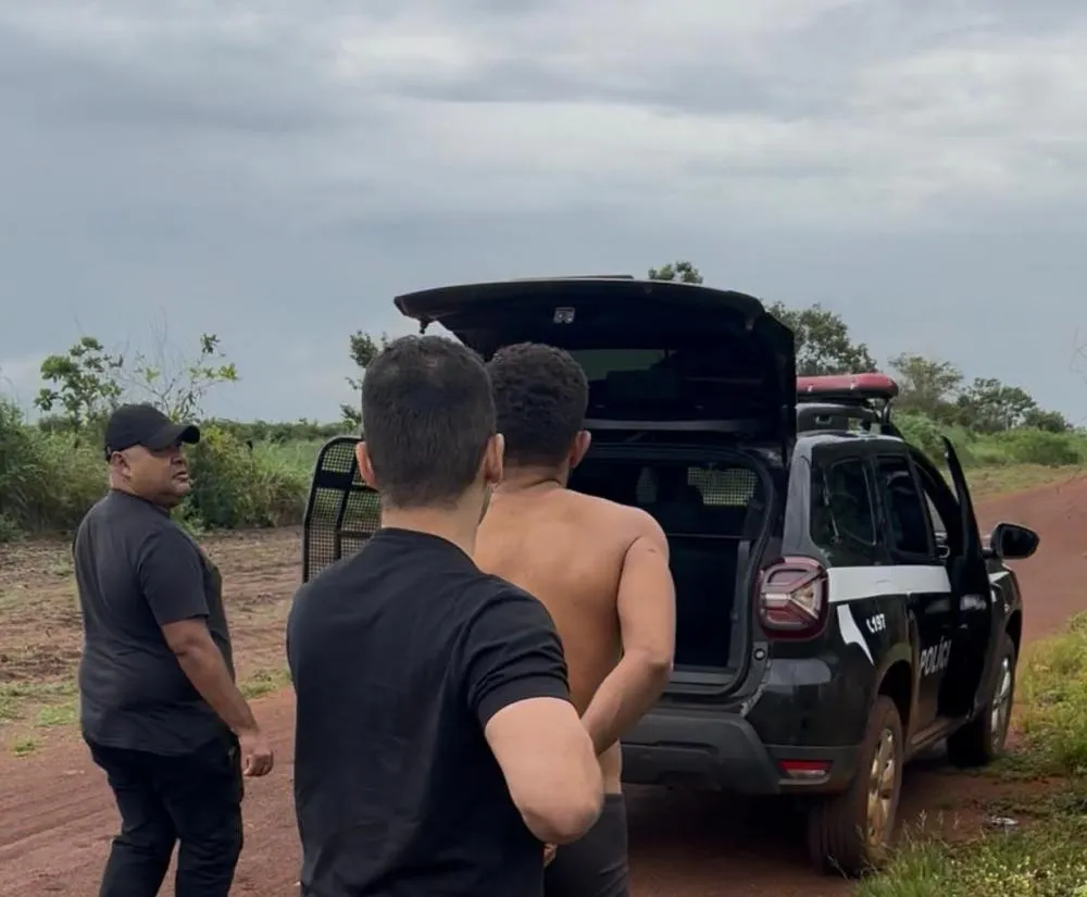 Suspeito foi detido após tentar fugir pelos telhados - Divulgação PCTO
