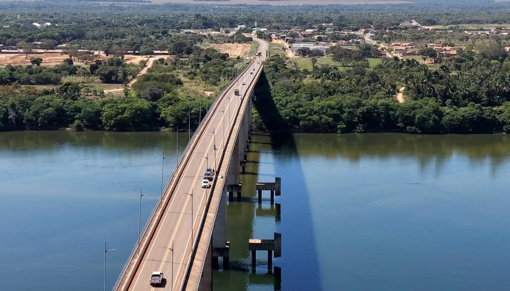 Ponte sobre o Rio Tocantins foi interditada preventivamente ap&oacute;s identifica&ccedil;&atilde;o de problemas estruturais (Foto: Divulga&ccedil;&atilde;o / Ascom Coapa)