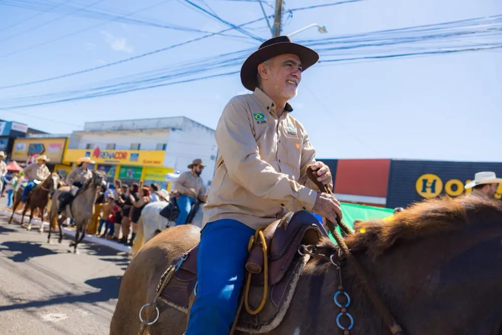 Amélio Cayres na Cavalgada de Araguaína - Foto: Hiroshi Fukushima