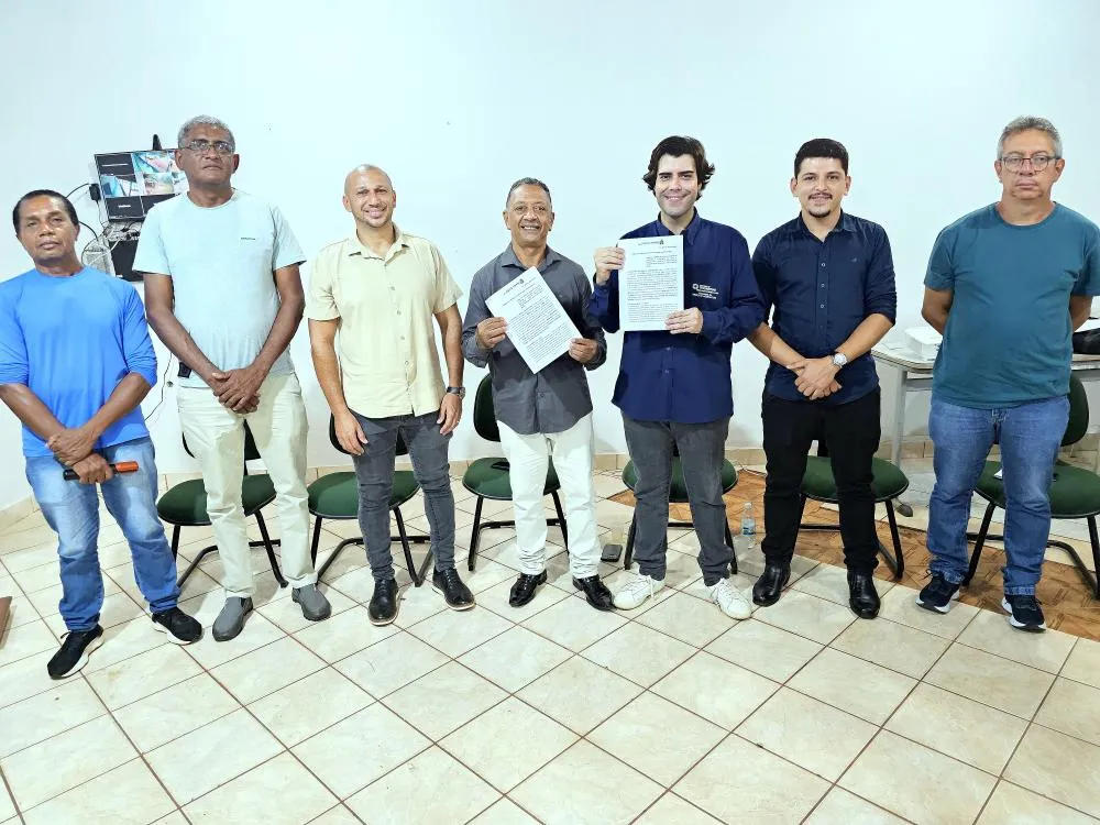 Secretário Rodrigo Ayres assina Termo de Cooperação Técnica entre a Sepea e o município de Tocantinópolis. - Foto: Nielcem Fernandes\Governo do Tocantins.