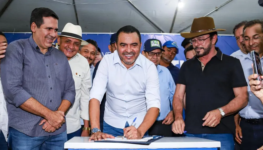 Ordem de serviço foi assinada nesta sexta-feira, 26, em Araguaína - Foto: Ademir dos Anjos/Governo do Tocantins