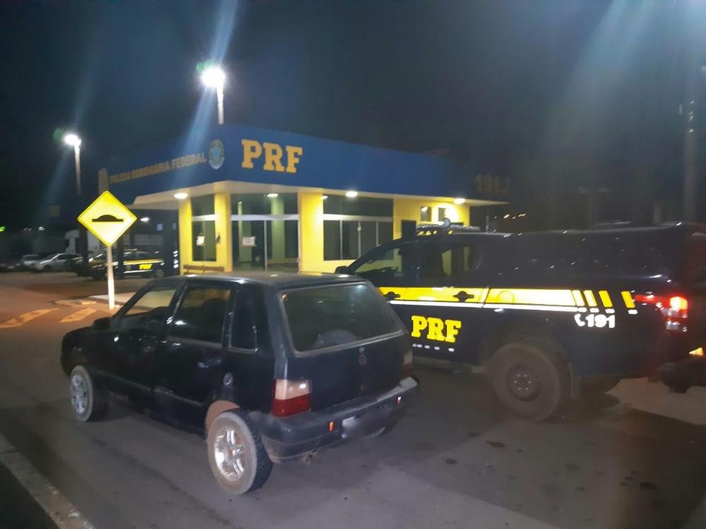 Veículo apreendido pela PRF na BR-153 em Guaraí - Foto: Divulgação/PRF