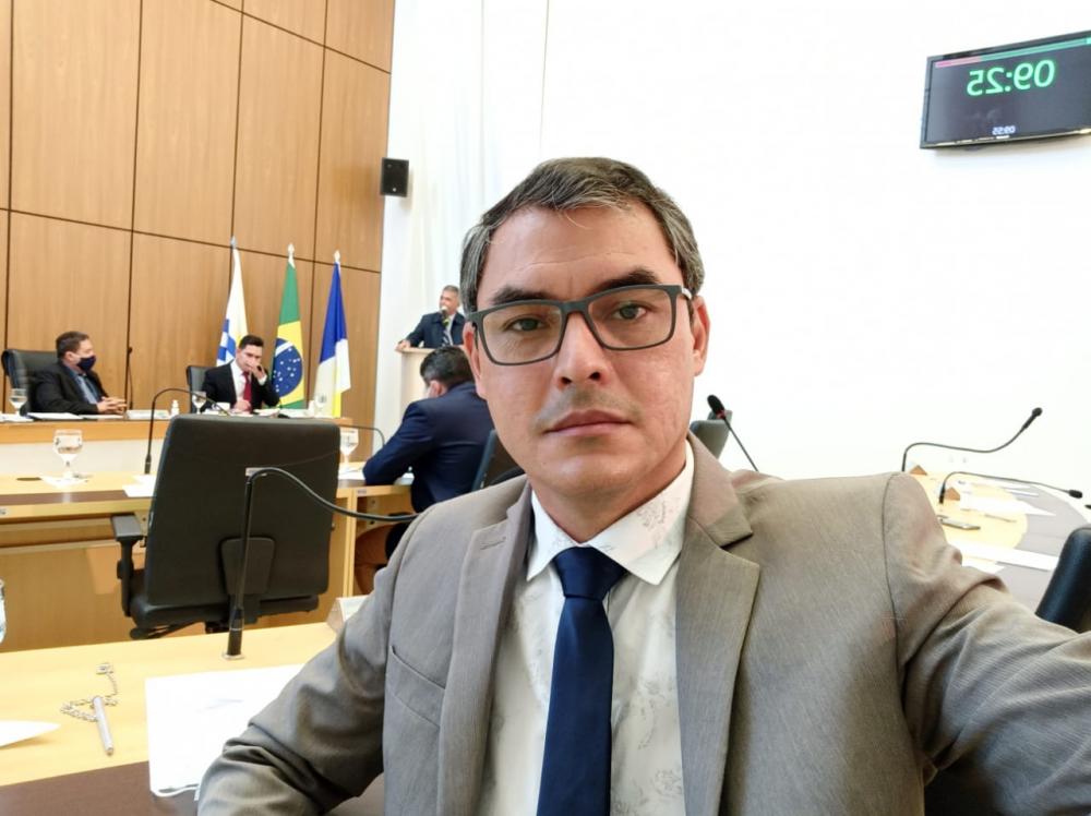 Vereador Erivelton Santos durante Sessão na Câmara de Palmas - Foto: Divulgação 