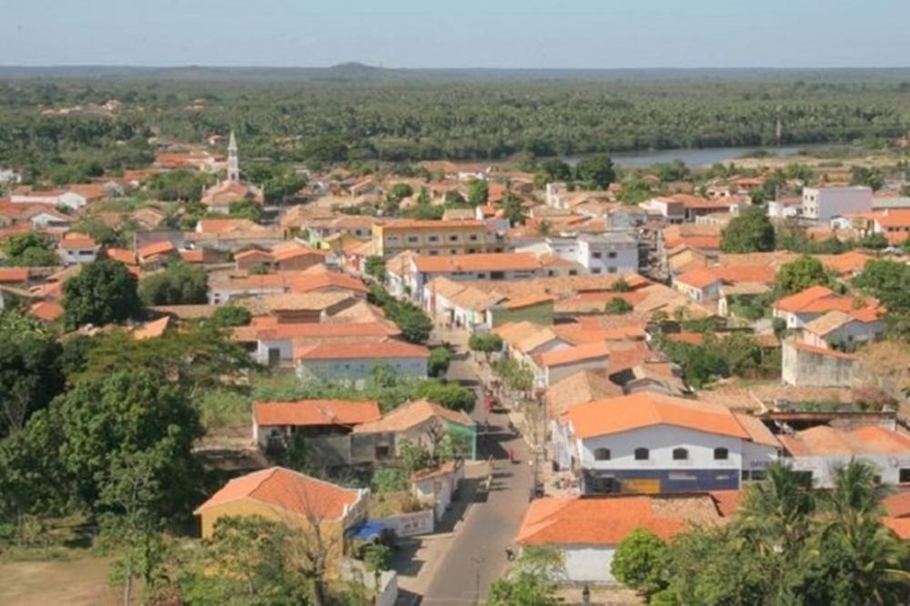 Corpo sem cabeça e os braços é encontrado em Esperantina — Foto: Divulgação