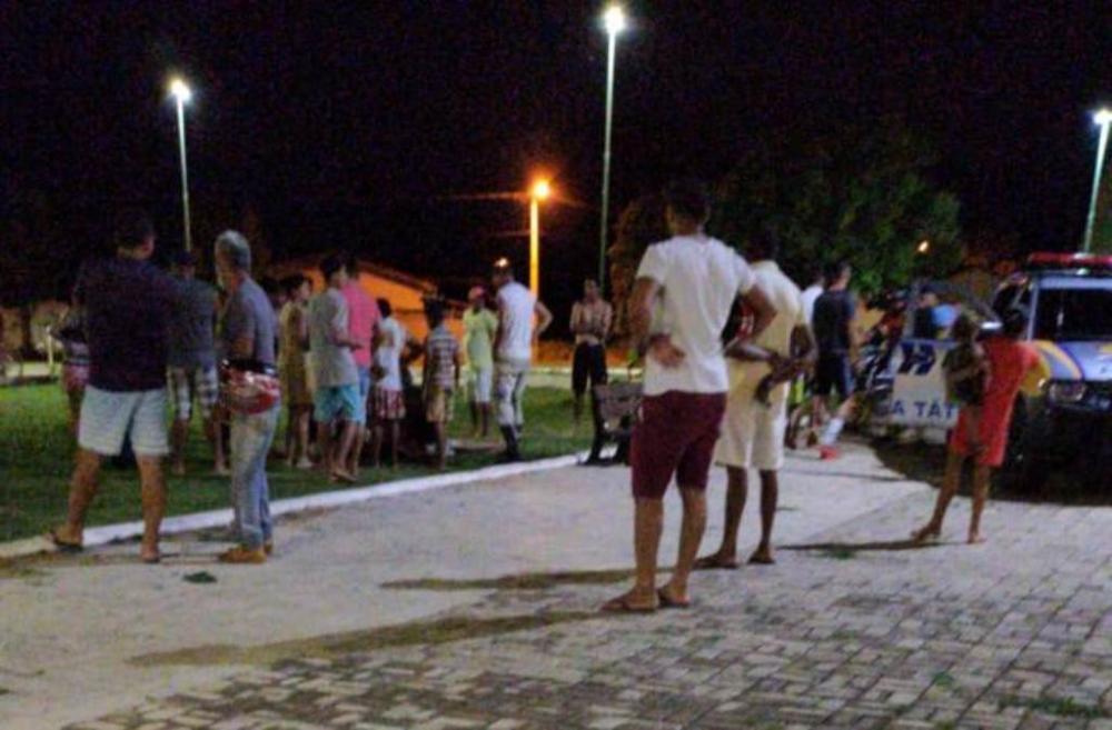 O jovem ainda não identificado foi alvejado por cerca de dez disparos de arma de fogo - Foto: Reprodução/Agência Tocantins 