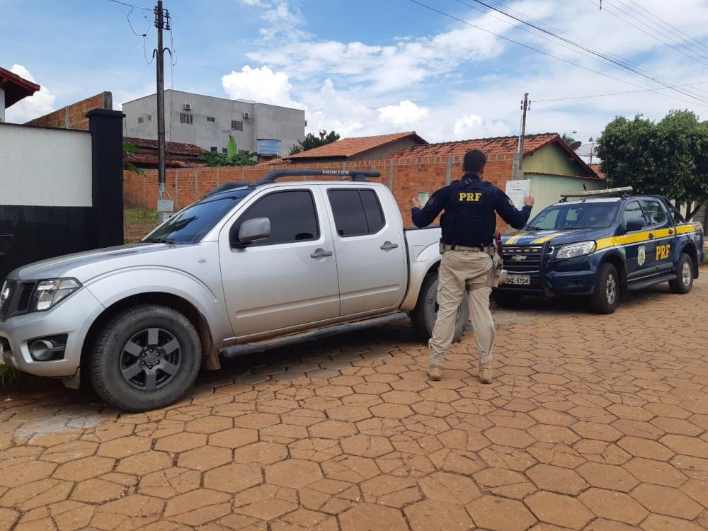 O veículo foi recuperado pela Polícia Rodoviária Federal na BR-153, em Colinas do Tocantins três dias após ser furtado no município de Jacondá – PA – Foto: Divulgação/PRF