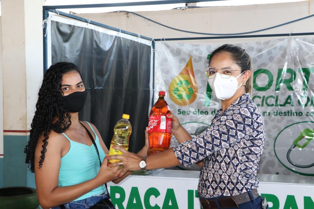 A adesão da população ao projeto de reciclagem de óleo residual é de suma importância