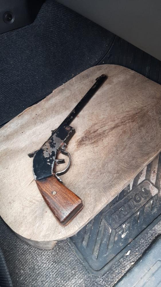 Divulgação / Assessoria Arma utilizada para efetuar disparos contra a vítima em Divinópolis - Foto: DICOM/SSP TO 