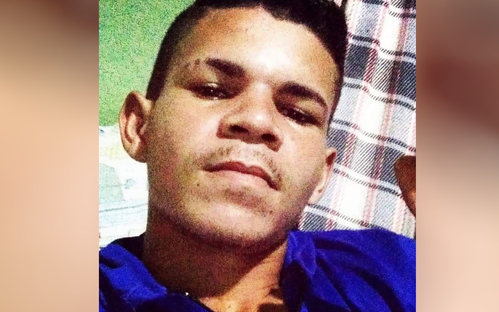 Adaias Silva, suspeito de matar a namorada Áurea Tatiany de Jesus em Aragarças — Foto: Polícia Civil/Divulgação