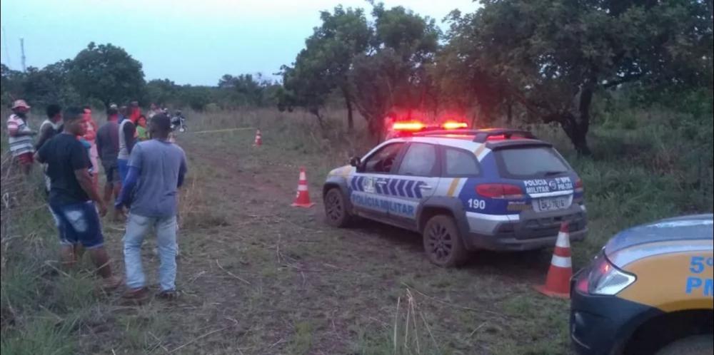 Corpo foi encontrado em área de matagal — Foto: Reprodução / Agência Tocantins 