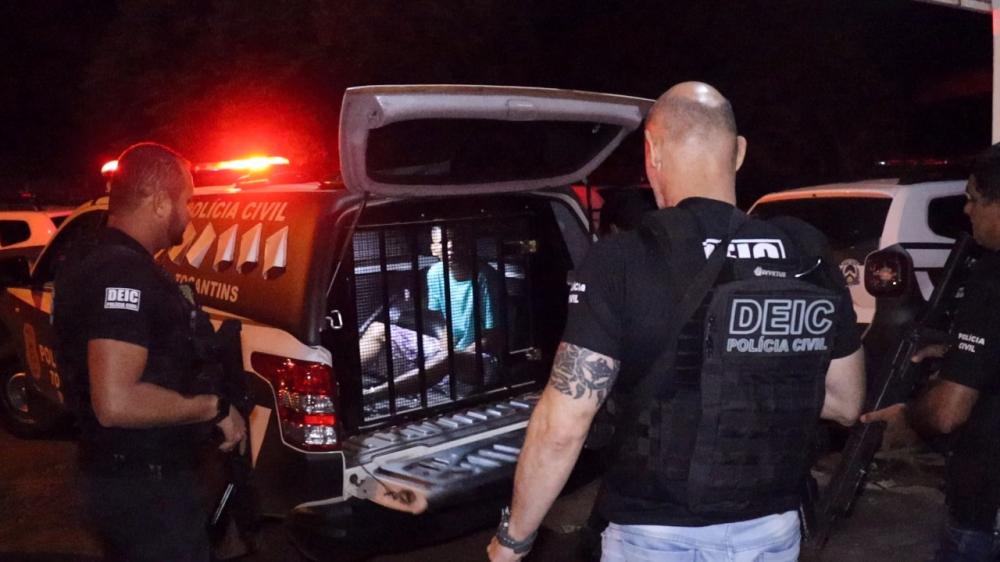 O menor foi transferido para Guaraí pelos investigadores da 5ª DEIC comandados pelo delegado Adriano Carrasco – Foto: Alessandro Ferreira / Agência Tocantins 