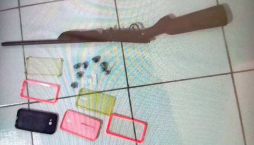 Objetos apreendidos em posse dos suspeitos durante operação policial em Araguatins – Foto: Divulgação / PMTO