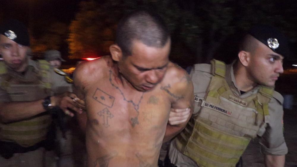 O criminoso identificado como José Severino de Oliveira, 36 anos, foi preso pela Polícia Militar após ter sido localizado em uma área de mata nas proximidades onde ele abandonou a criança – Foto: Alessandro Lopes / Agência Tocantins