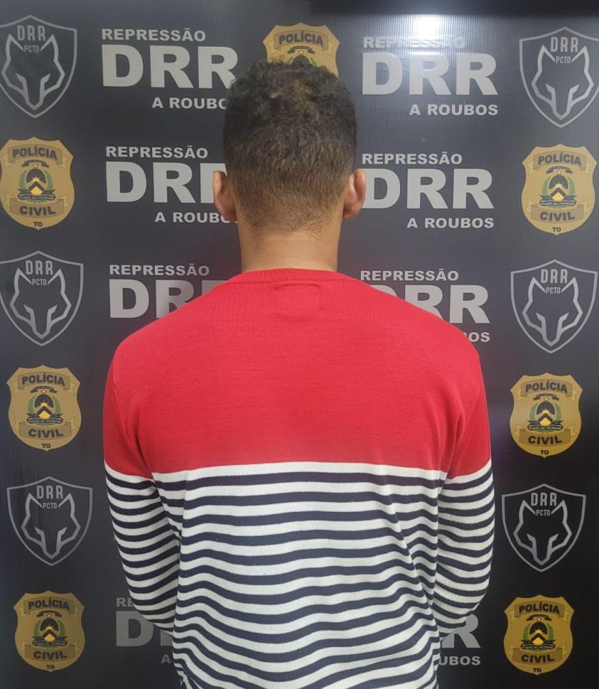 O autor foi identificado como sendo E. V. S., de 22 anos, o qual respondia em liberdade pelo crime de porte ilegal de arma de fogo e munições – Foto: Divulgação / SSOTO