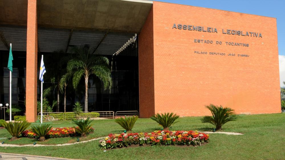 Palácio João D'Abreu fica na ala norte da praça — Foto: Koró Rocha / Dicom Assembleia Legislativa do Tocantins