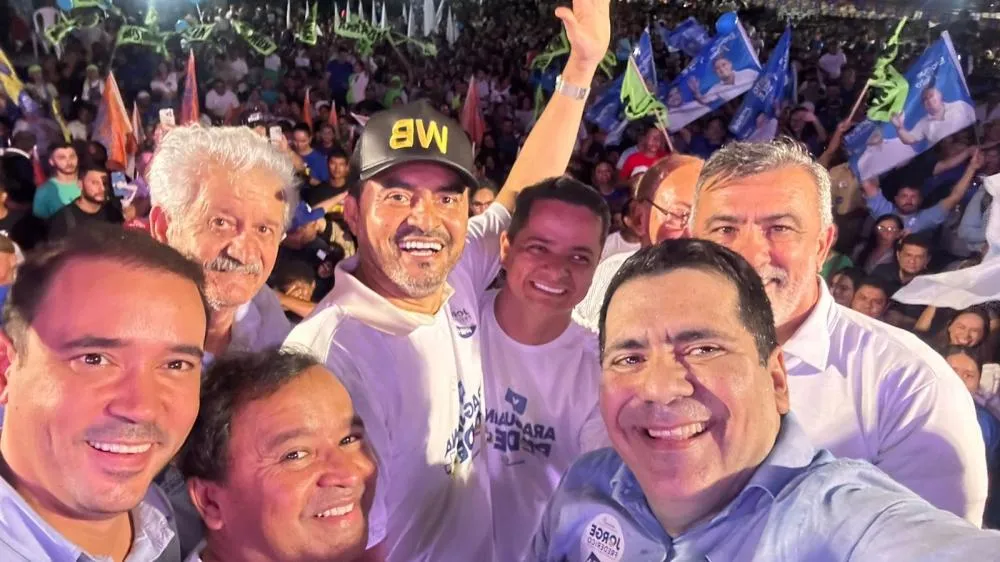 No palanque, ao lado do governador Wanderlei Barbosa, Marcus Marcelo citou que a sensibilidade do grupo em pautas importantes para a população terá destaque - Foto: Divulgação 