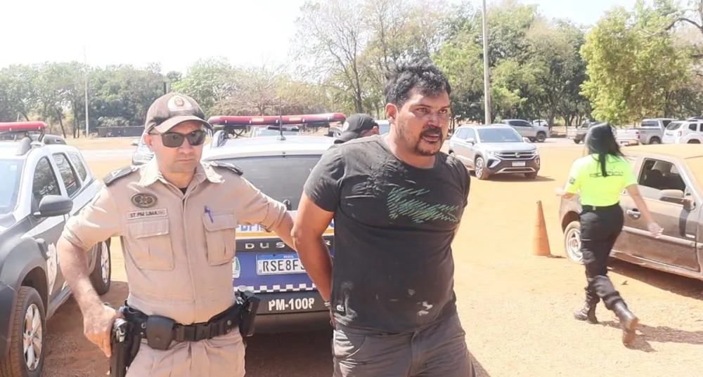 Durante a abordagem, o indivíduo atacou os militares e acabou sendo imobilizado e preso – Foto: Alessandro Ferreira / Agência Tocantins