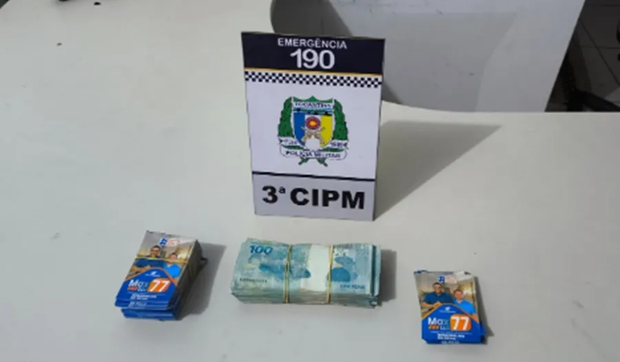 Dinheiro e material de campanha do candidato a prefeito de Goiatins, Max Luz – Foto: Divulgação / Ascom 3ª CIPM 