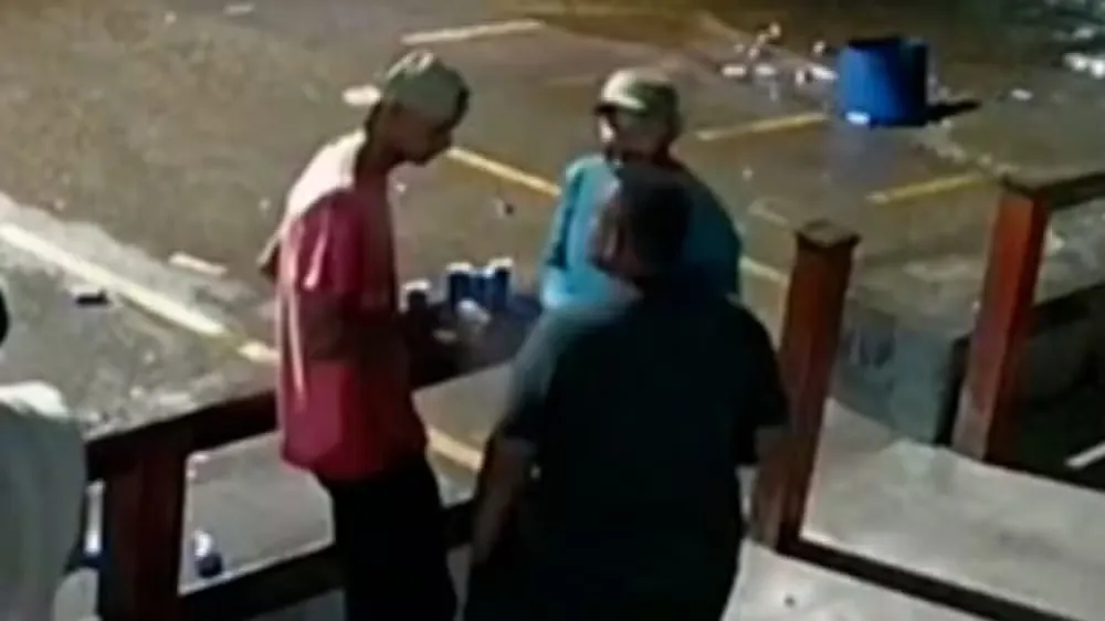 Maurí Ribeiro de Sousa de 32 anos e Rainel Gomes de 31 são presos suspeitos pela morte de Darlan Barbosa Silva em Miracema do Tocantins — Foto: Reprodução