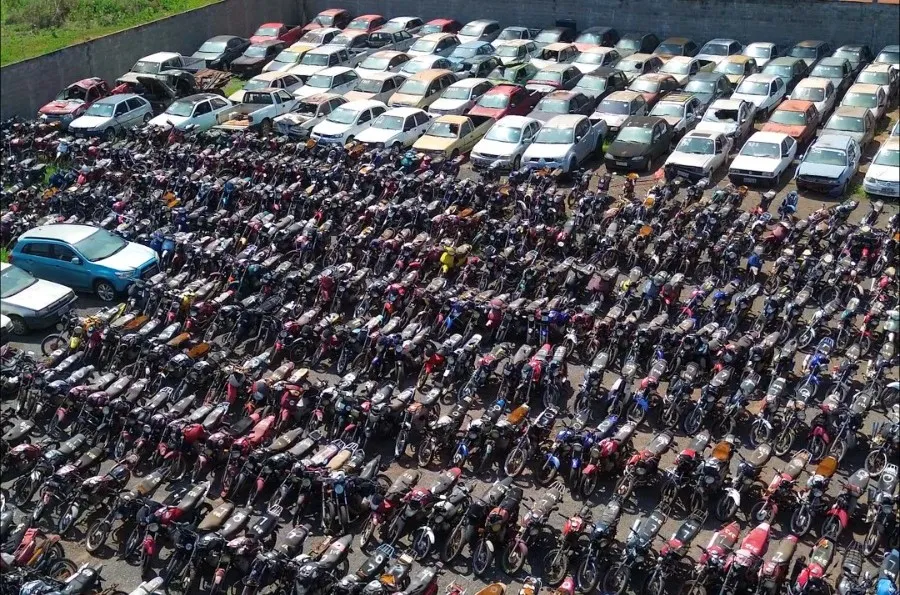 Mais de 500 veículos apreendidos serão leiloados em Guaraí com lances a partir de R$ 30; veja como participar