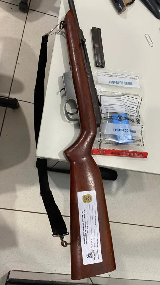 Arma de fogo encontrada em poder de suspeito de praticar furto de gado é apreendida pela Polícia Civil - Foto: DICOM SSP TO 