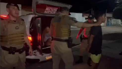 Os suspeitos foram levados para a Delegacia da Polícia Civil – Foto: Reprodução / Agência Tocantins
