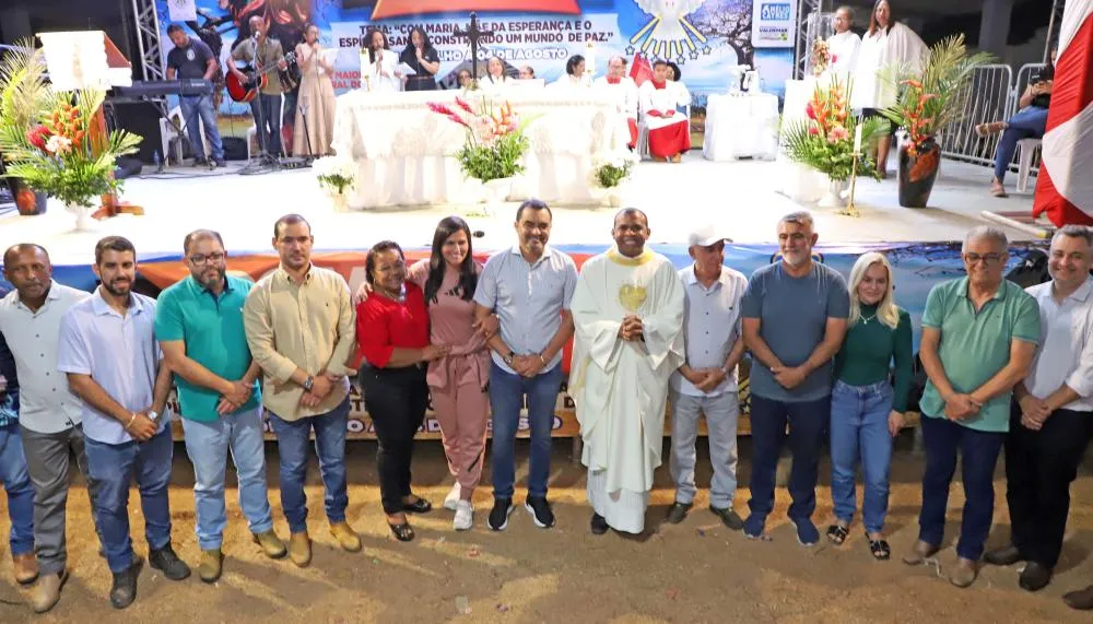 Governador Wanderlei Barbosa durante a Romaria da Sucupira, em Dianópolis, onde participou da missa - Marcio Vieira/Governo do Tocantins